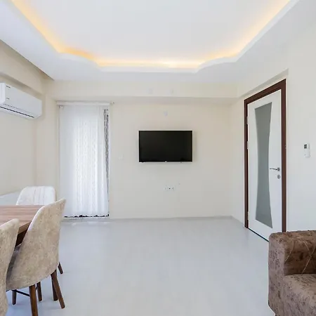 Cozy Flat W Nature View Balcony And Ac In Appartement