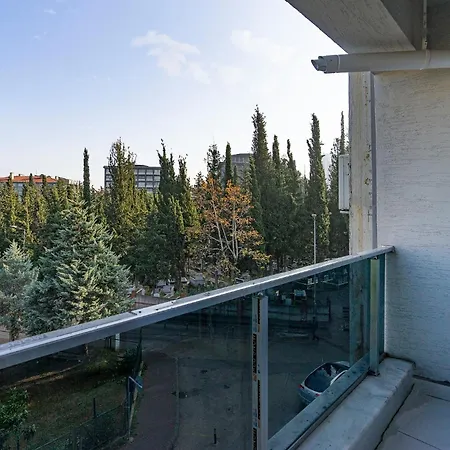 Appartement Cozy Flat W Nature View Balcony And Ac In